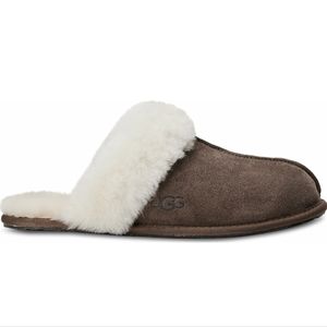 Ugss slippers, size 9, espresso